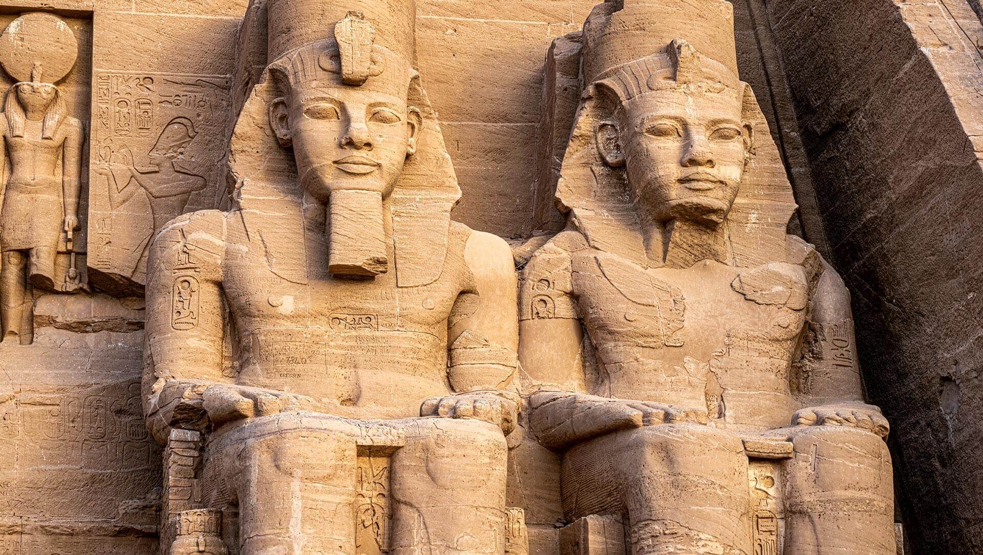 Firavun II. Ramses’in kayıp lahdine ait parça bulundu
